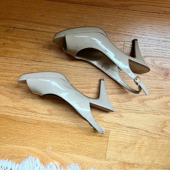 Bandolino size 8.5 sling back nude patent peep toe heels - Picture 3 of 16